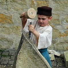 ARTelier - Bildhauerkurse am Baumberger -Sandstein-Museum und am Longinusturm